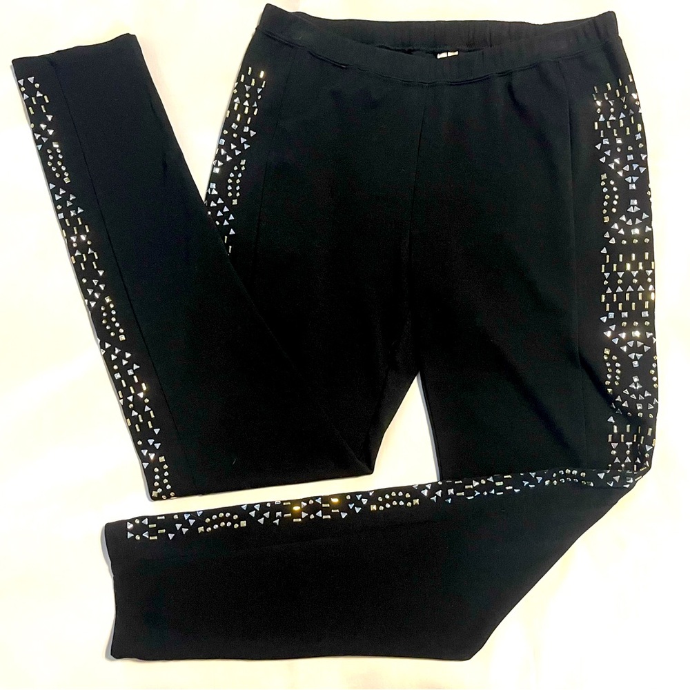 Black leggings